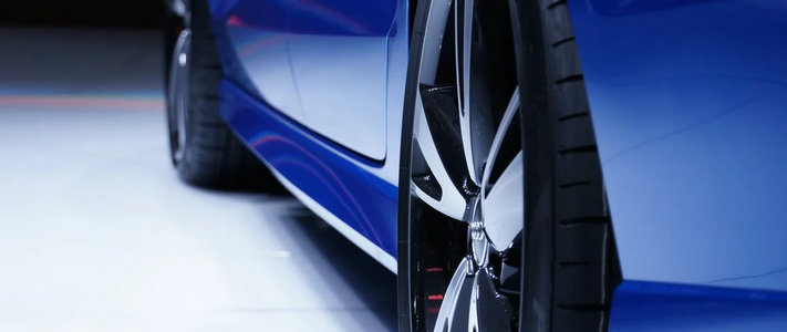blue car